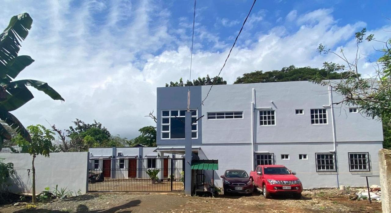 Mongki'S Pensionhouse Puerto Princesa Exterior foto